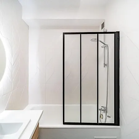 6 Pers Avec Balcon-perrache Bellecour